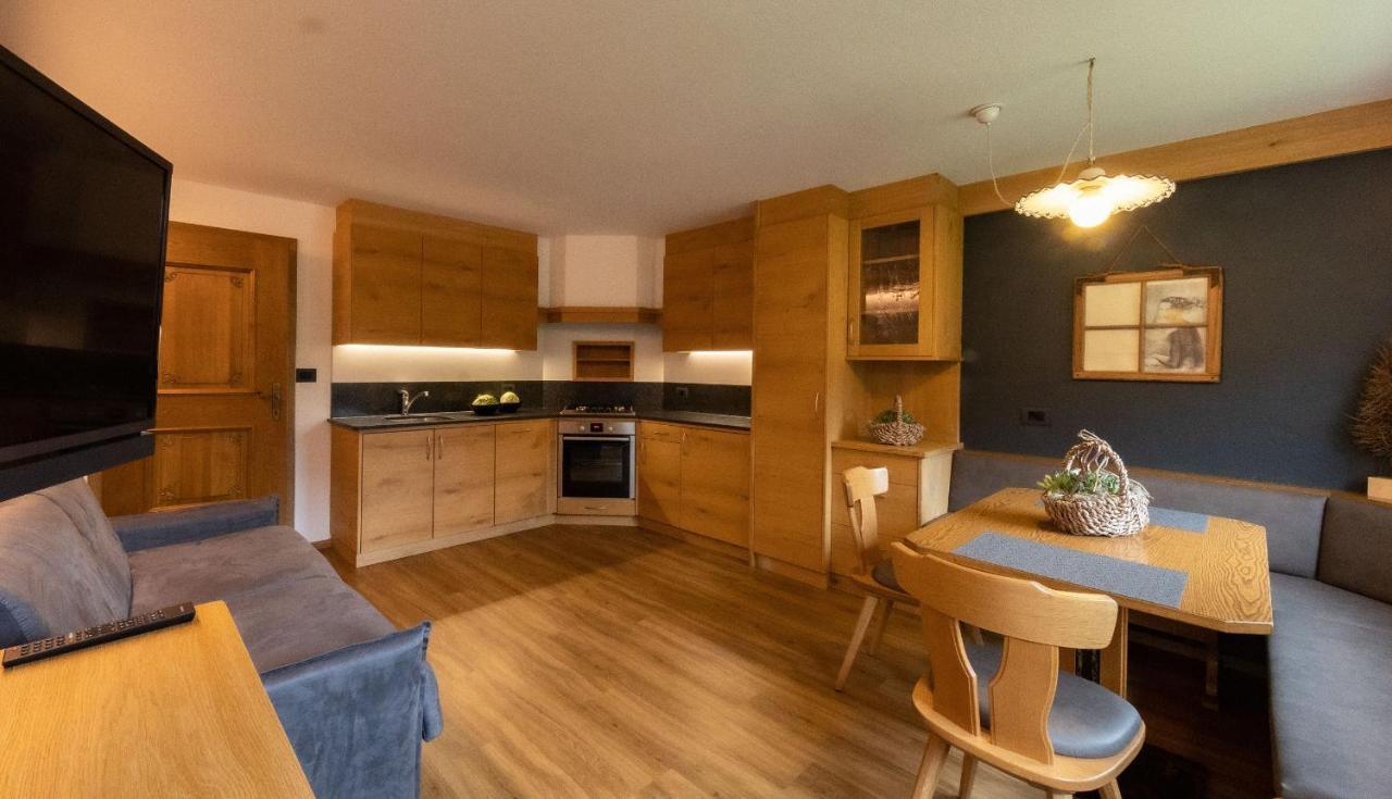 Ciasa Rosra Apartment ลาวิลลา ภายนอก รูปภาพ