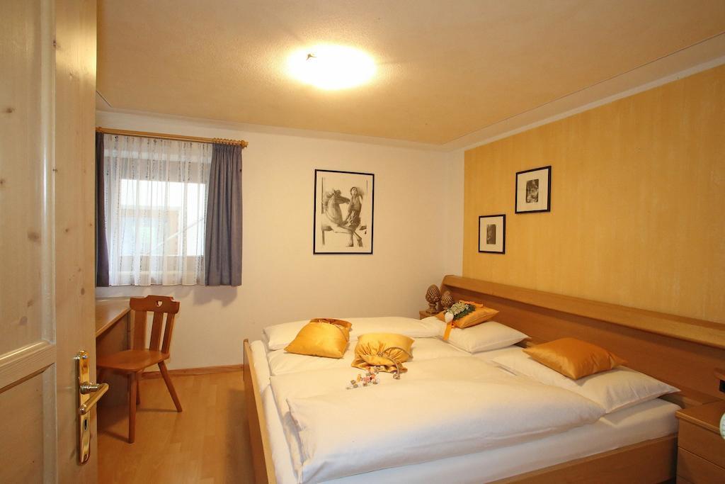 Ciasa Rosra Apartment ลาวิลลา ภายนอก รูปภาพ