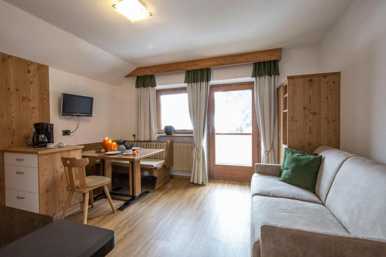 Ciasa Rosra Apartment ลาวิลลา ภายนอก รูปภาพ