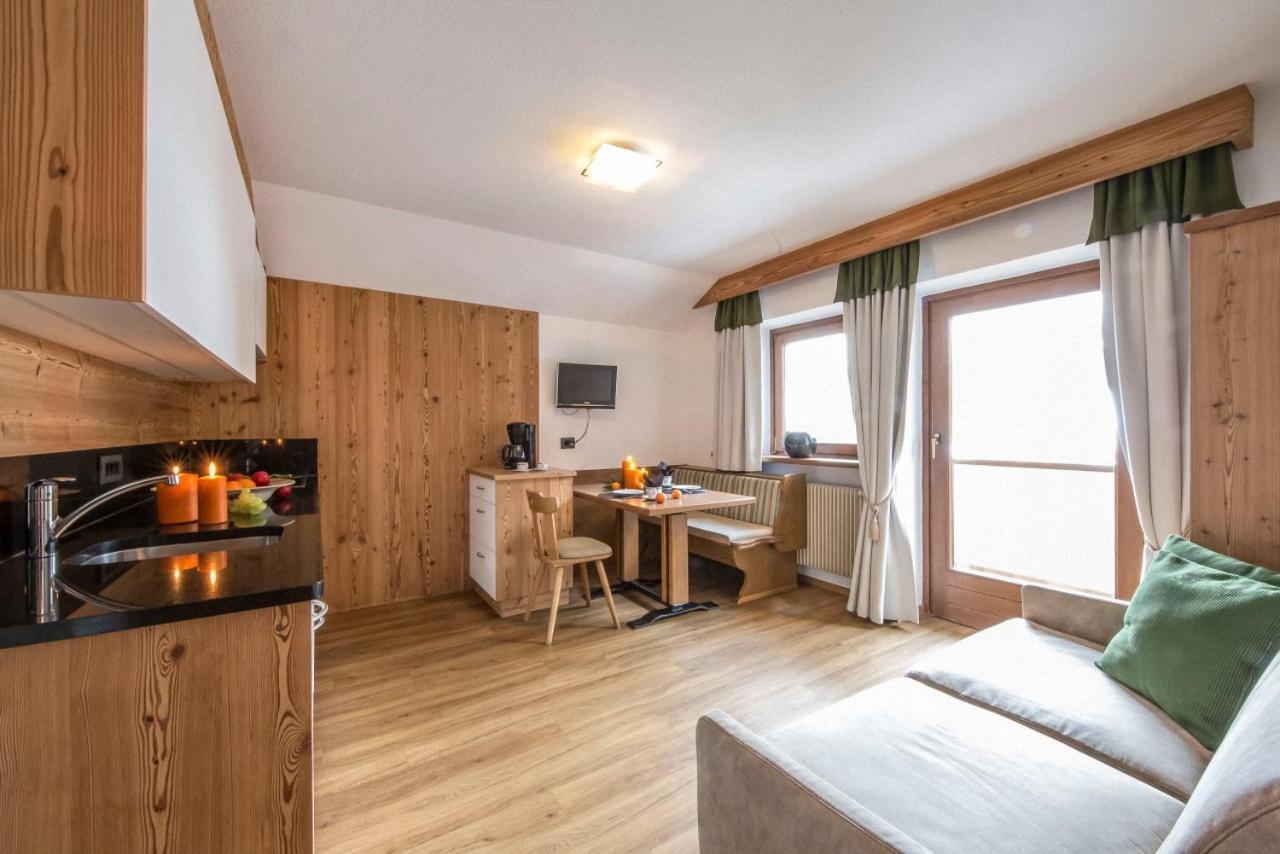 Ciasa Rosra Apartment ลาวิลลา ภายนอก รูปภาพ